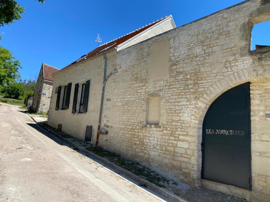 Maison De Charme Les Narcisses Vermenton Exterior foto
